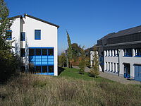 Nybygning på det grønne område i Grafschaft-Gelsdorf